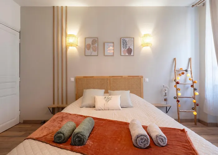 Clairchêne - Cosy Centre Parking Spacieux Familial Apartamento *